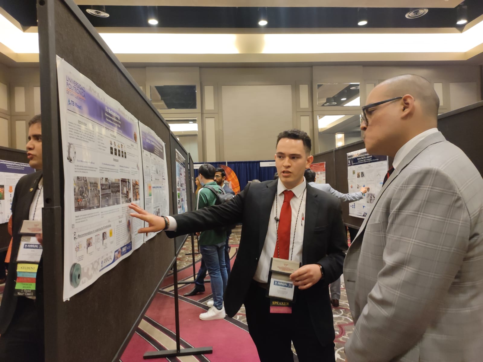 UPSLP Students Participate in the Annual Conference of the Institute